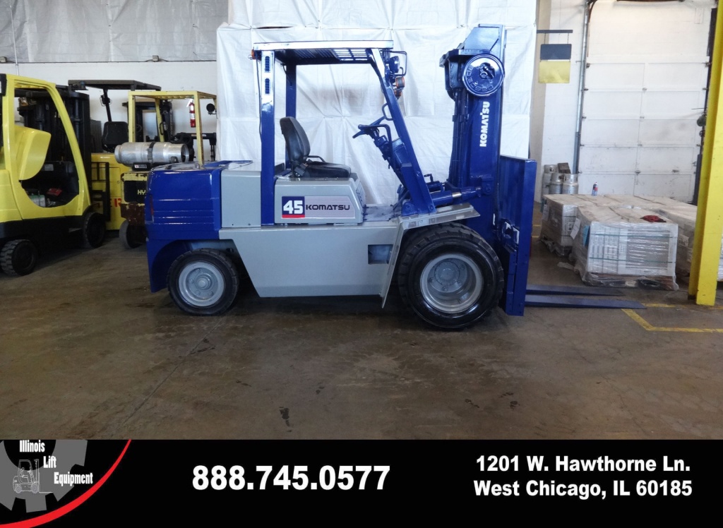 2000 Komatsu FD45T-5 Forklift on Sale in Wisconsin