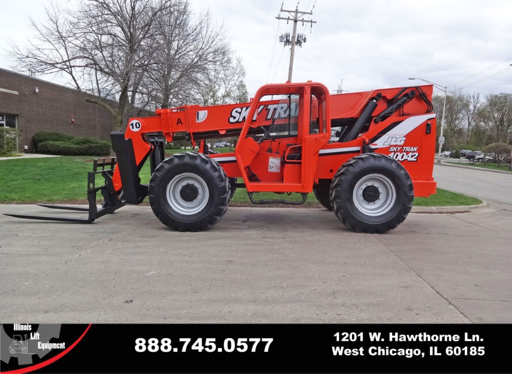 2006 SKYTRAK 10042 TELEHANDLER ON SALE IN WISCONSIN