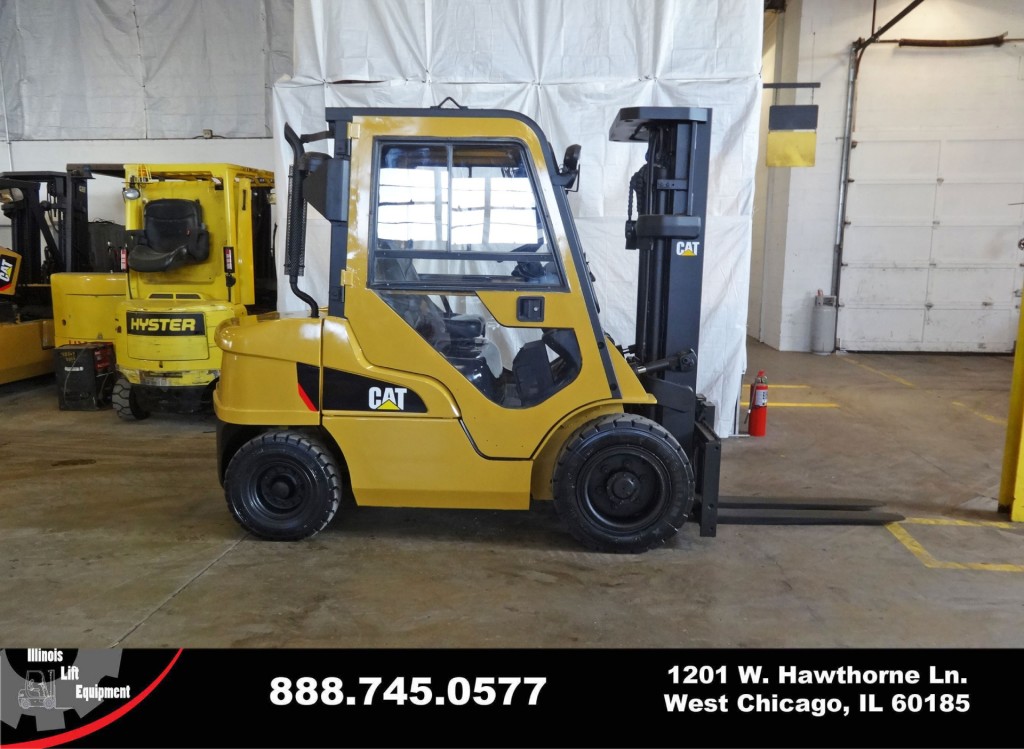 2007 Caterpillar P6000 Forklift on Sale in Wisconsin