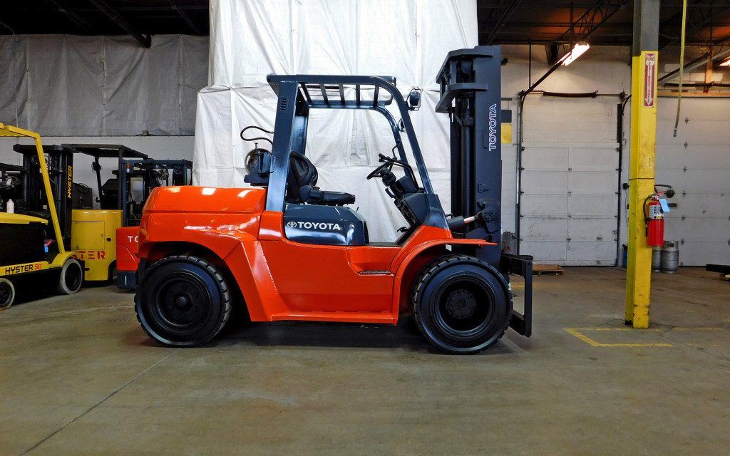  2006 Toyota 7FGU70 Forklift on Sale in Wisconsin