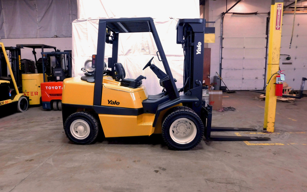  2004 Yale GLP080 Forklift on Sale in Wisconsin