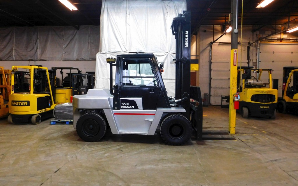  2005 Nissan VF05H70V Forklift on Sale in Wisconsin