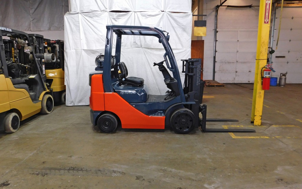  2008 Toyota 8FGCU25 Forklift on Sale in Wisconsin