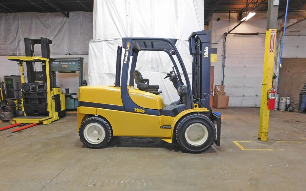  2013 Yale GDP110VX Forklift on Sale in Wisconsin